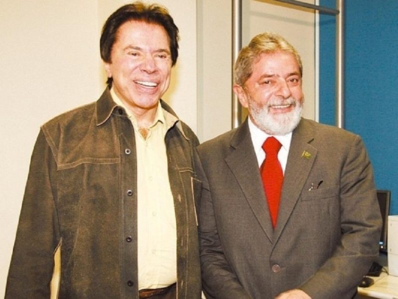 silvio-santos-e-lula-no-sbt-em-2006-antes-do-inicio-do-debate-promovido-pela-emissora-em-sao-paulo-1666889915372_v2_4x3